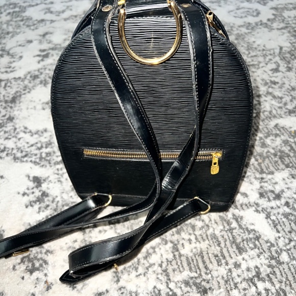 Louis Vuitton Mabillon Backpack Epi Leather - Picture 5 of 10